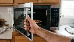 Dessa livsmedel får du inte ställa i mikrovågsugnen – konsekvenserna blir oåterkalleliga